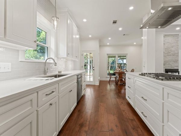 6020 Belle Grove Dr, Baton Rouge, LA 70820