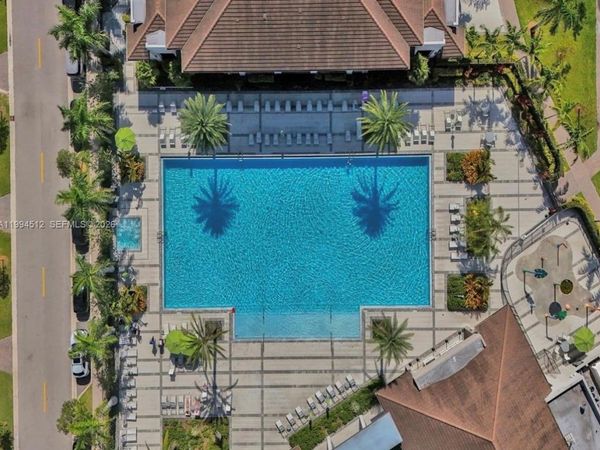 8001 NW 41st St , Unit F-113, Doral, FL 33166