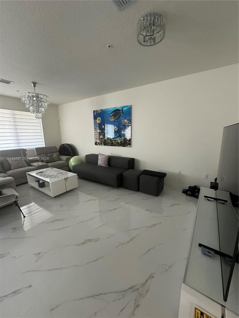 8001 NW 41st St, Unit F-113, Doral, FL 33166 Photo