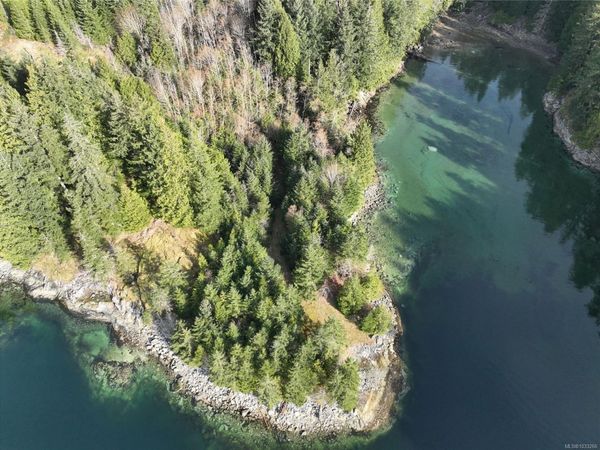 DL453 Read Island , Read Island, BC V0P 1W0