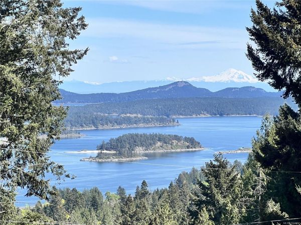 151 Devine Dr , Salt Spring, BC V8K 2H5