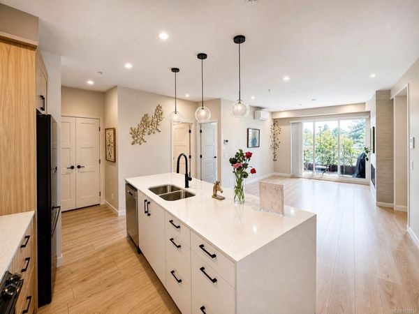 958 Pharoah Mews, Unit 110, Langford, BC V9B 7A1