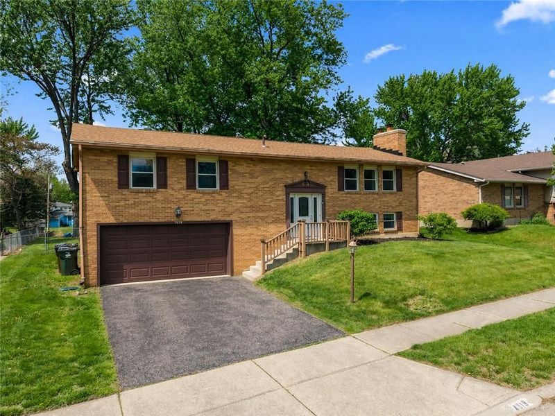 4919 Silver Arrow Drive, Riverside, OH 45424 Photo 2