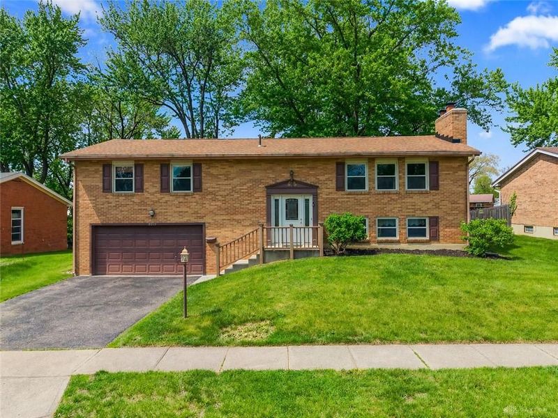 4919 Silver Arrow Drive, Riverside, OH 45424 Photo 3