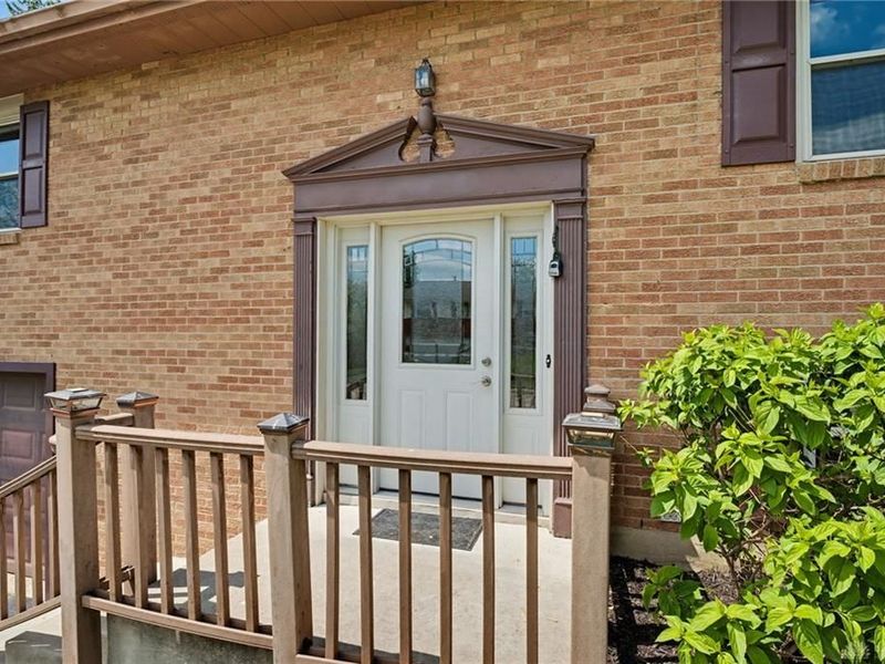 4919 Silver Arrow Drive, Riverside, OH 45424 Photo 5