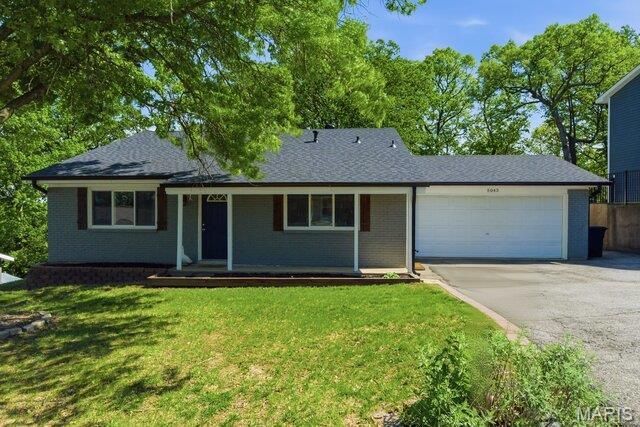 5043 Country View Drive , Imperial, MO 63052 Main Photo