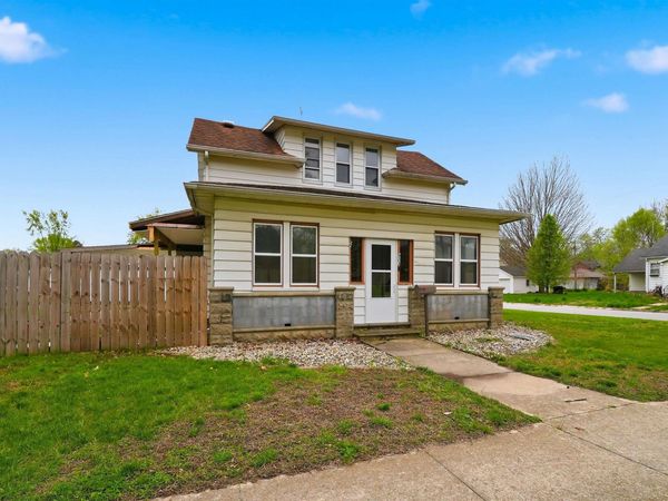 923 W Laporte Street, Plymouth, IN 46563