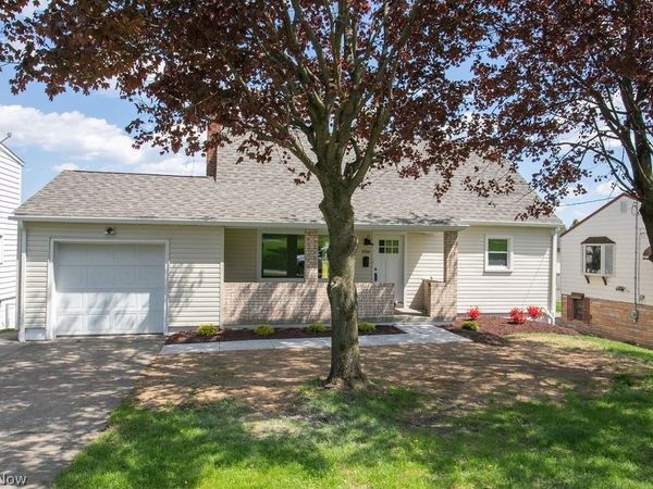556 Idora Lane, Struthers, OH 44471