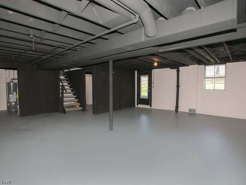 556 Idora Lane, Struthers, OH 44471 Photo 22