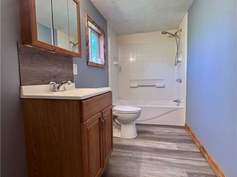 397 S Elliott Road, Stockport, OH 43787 Photo 6