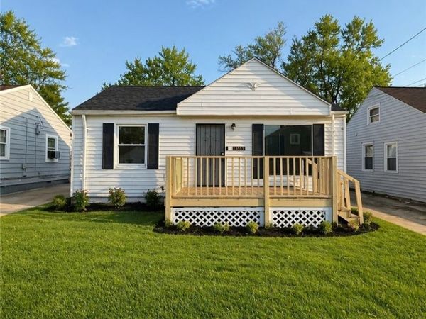 13517 Carrington Avenue , Cleveland, OH 44135