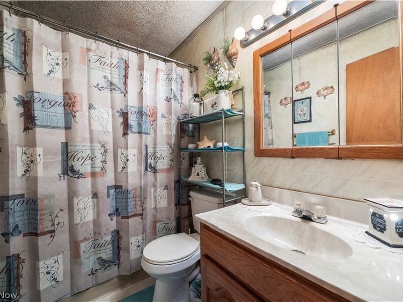 815 Edison Lane , Port Clinton, OH 43452 Photo 16