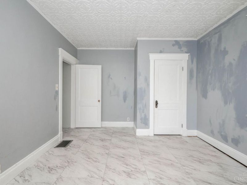 2693 Montana Avenue, Cincinnati, OH 45211 Photo 19