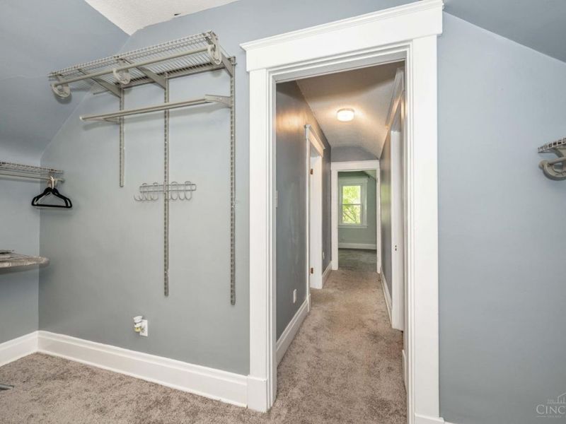 2693 Montana Avenue, Cincinnati, OH 45211 Photo 31