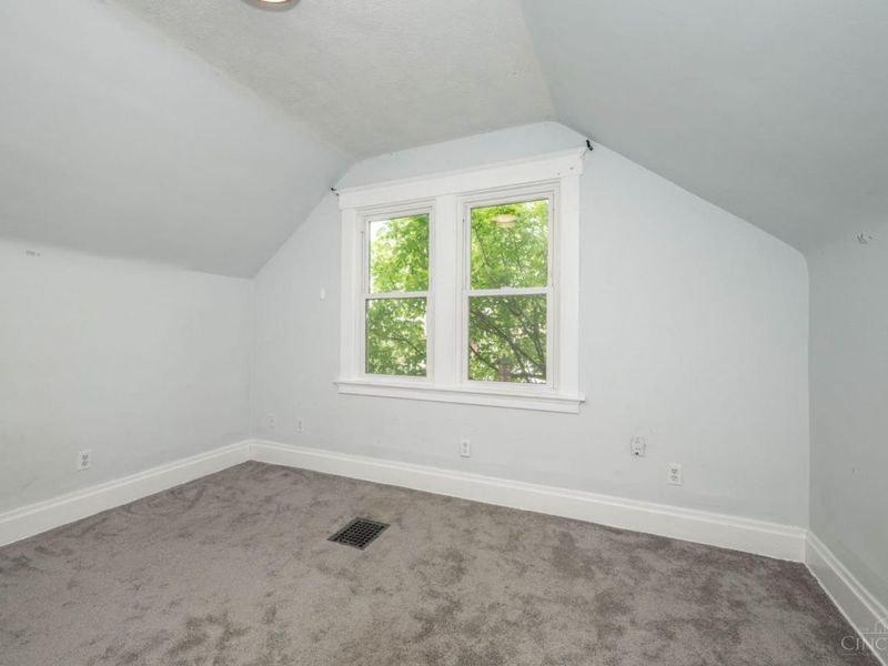 2693 Montana Avenue, Cincinnati, OH 45211 Photo 36