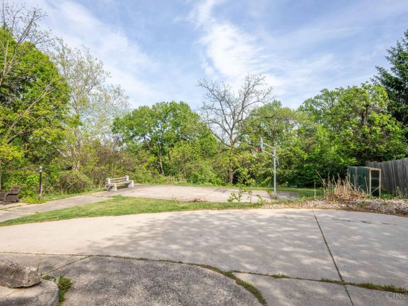 2693 Montana Avenue, Cincinnati, OH 45211 Photo 49