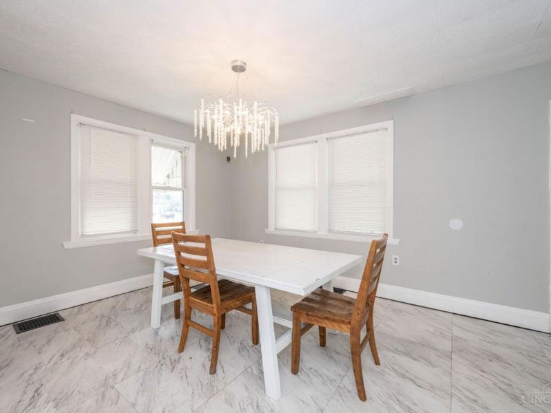 2693 Montana Avenue, Cincinnati, OH 45211 Photo 9