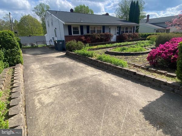 2104 WILDWOOD DRIVE, WILMINGTON, DE 19805