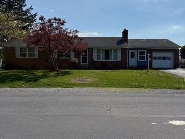 131 COUNTRY CLUB CIRCLE , WINCHESTER, VA 22602