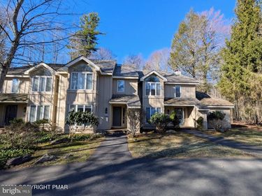 317 CHICKAGAMI LANE, POCONO PINES, PA 18350