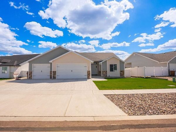 1205 Angela St, Chubbuck, ID 83202