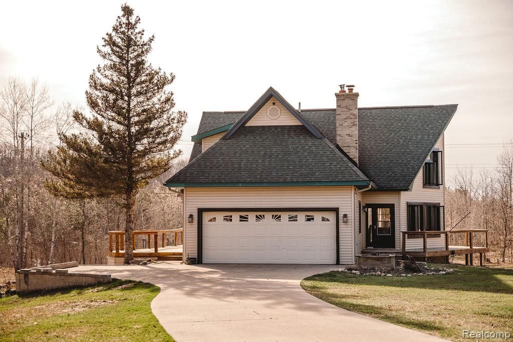7186 Pineview Drive, Mancelona Township, MI 49659 Main Photo