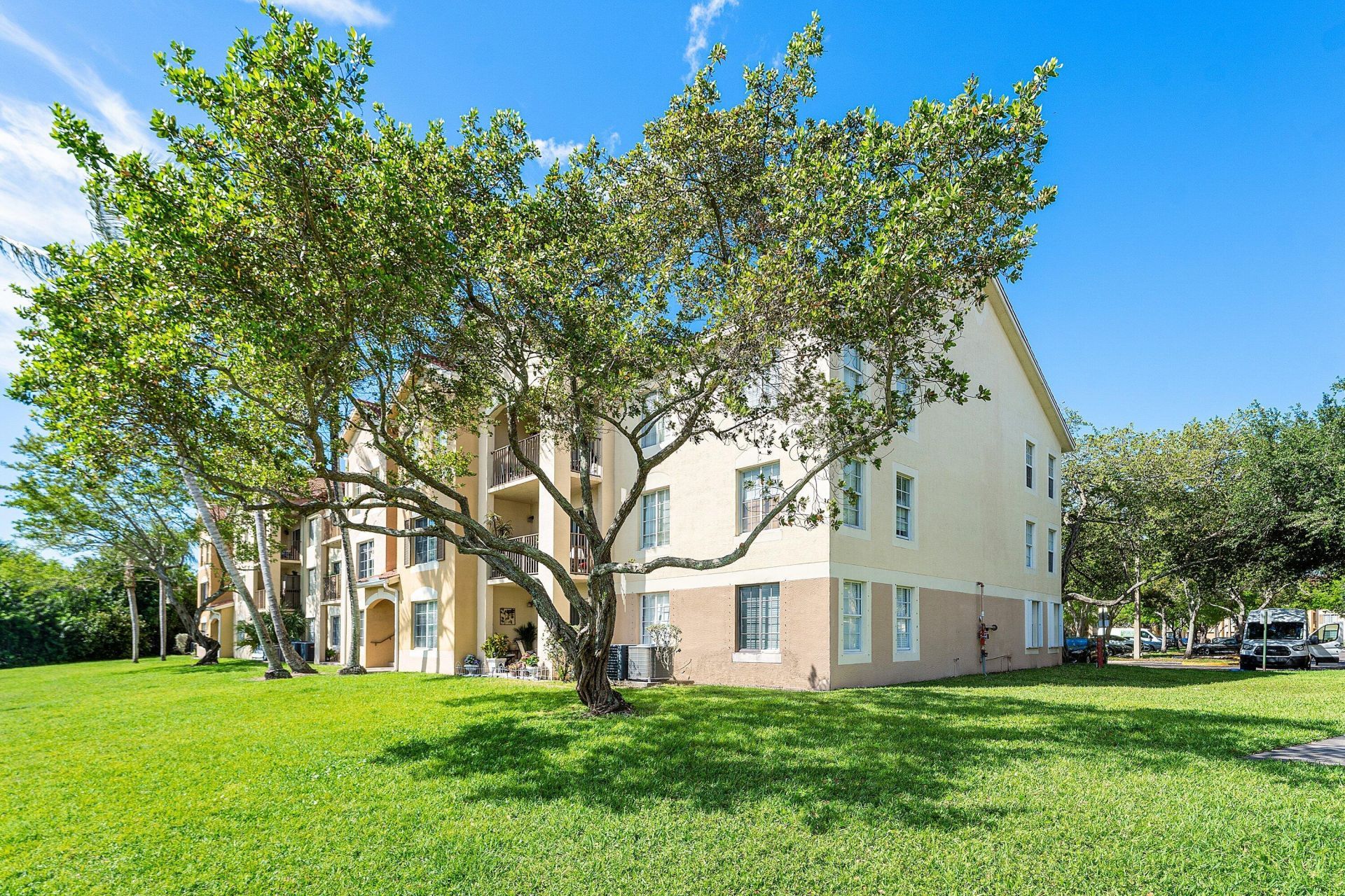 4180 W San Marino Boulevard, Unit 107, West Palm Beach, FL 33409 Photo