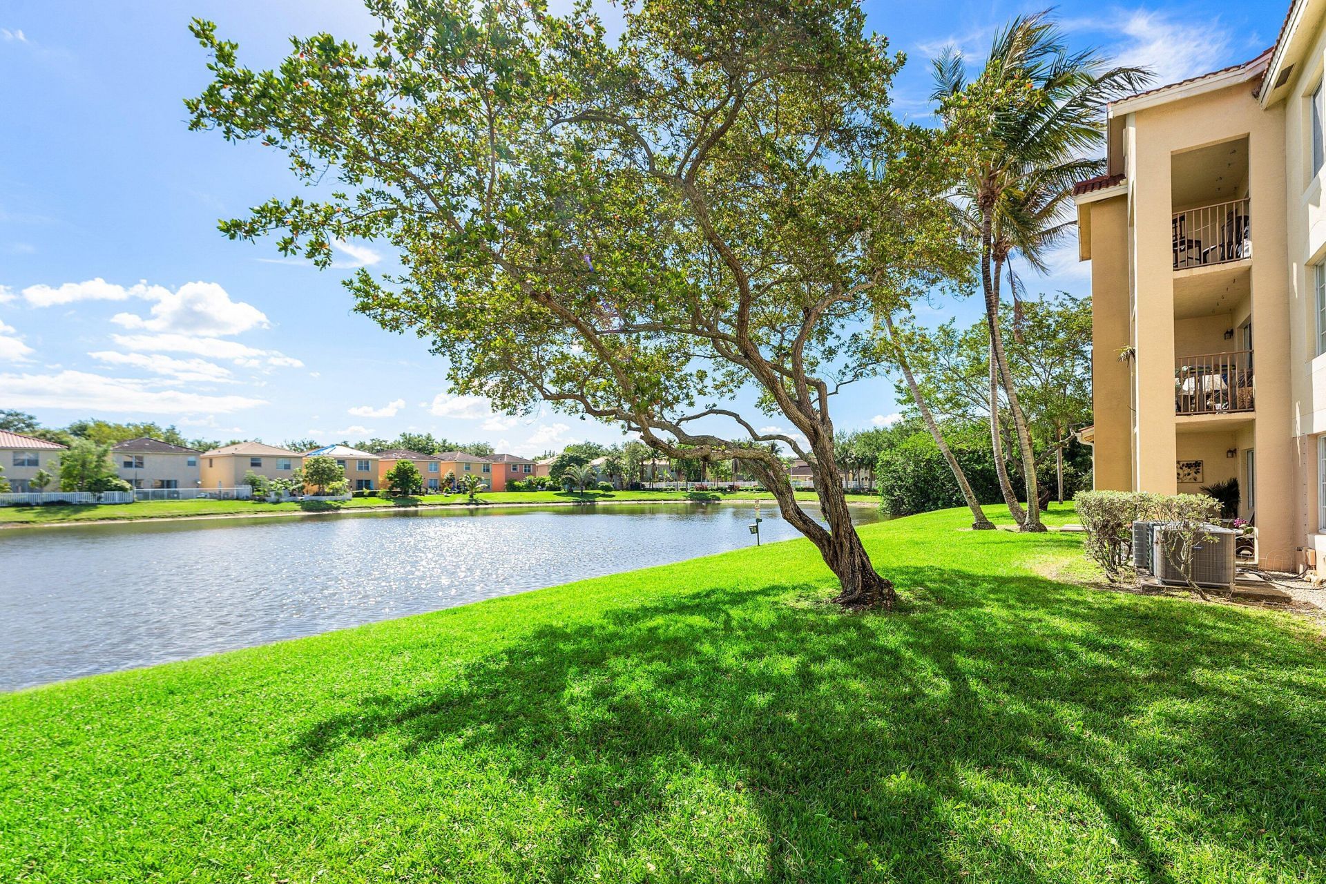 4180 W San Marino Boulevard, Unit 107, West Palm Beach, FL 33409 Photo