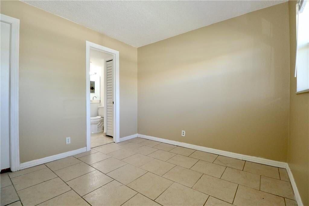 9915 Sandalfoot Boulevard, Unit 408, Boca Raton, FL 33428 Photo