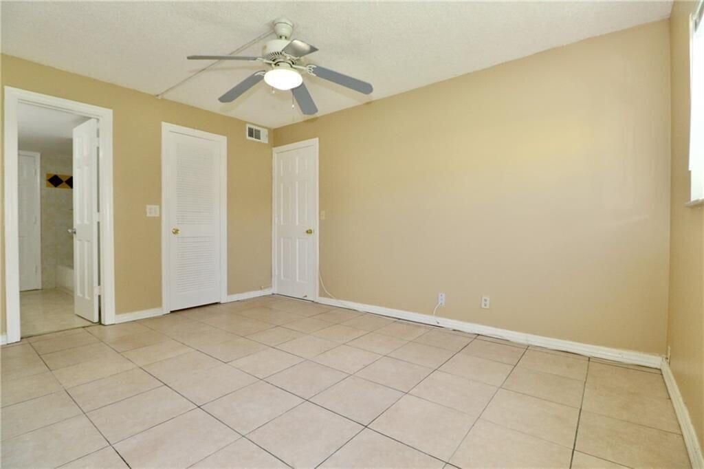 9915 Sandalfoot Boulevard, Unit 408, Boca Raton, FL 33428 Photo