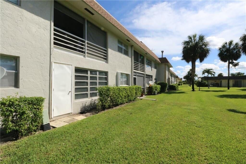 9915 Sandalfoot Boulevard, Unit 408, Boca Raton, FL 33428 Photo