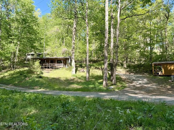 110 Laguna Vista Drive, Caryville, TN 37714