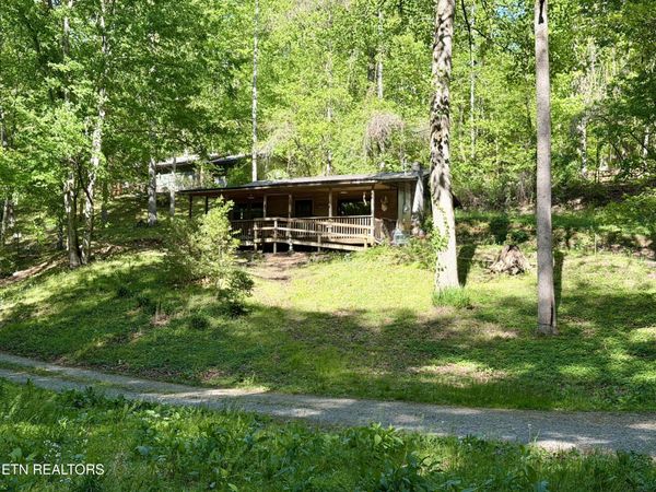 110 Laguna Vista Drive, Caryville, TN 37714