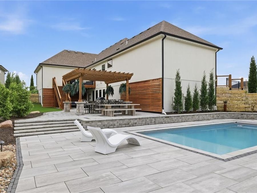 Property Image 61