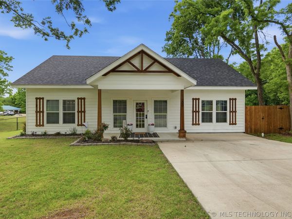 200 Bois D'Arc Avenue , Fort Gibson, OK 74434