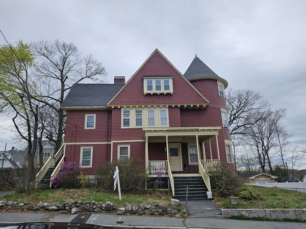 45 Harvard St, Unit #5 3rd fl, Lowell, MA 01851