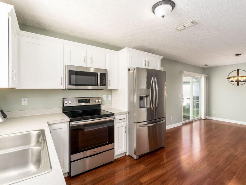 1383 Pansy Street , Unit 200, Blacklick, OH 43004 Photo 17