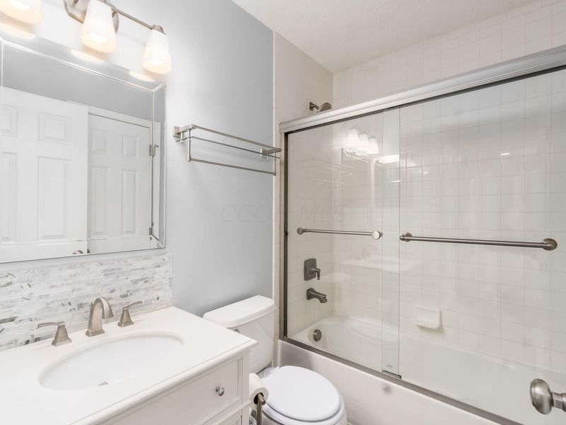 1383 Pansy Street , Unit 200, Blacklick, OH 43004 Photo 20