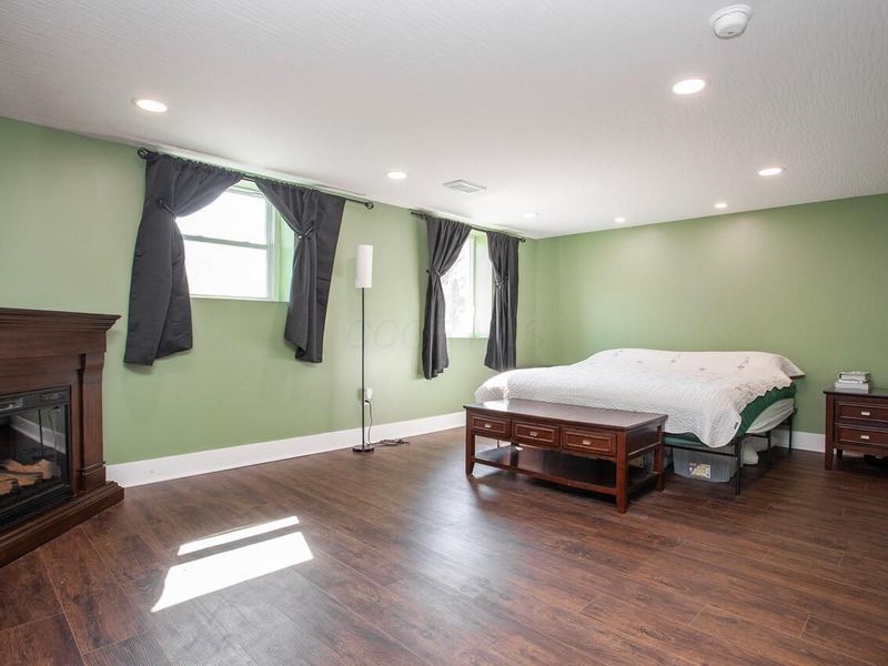 355 Baroness Way, Columbus, OH 43230 Photo 24