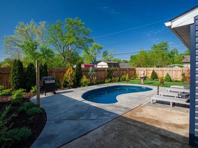 355 Baroness Way, Columbus, OH 43230 Photo 8