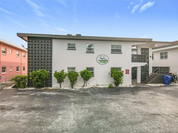 11705 3RD STREET E, Unit 8, TREASURE ISLAND, FL 33706