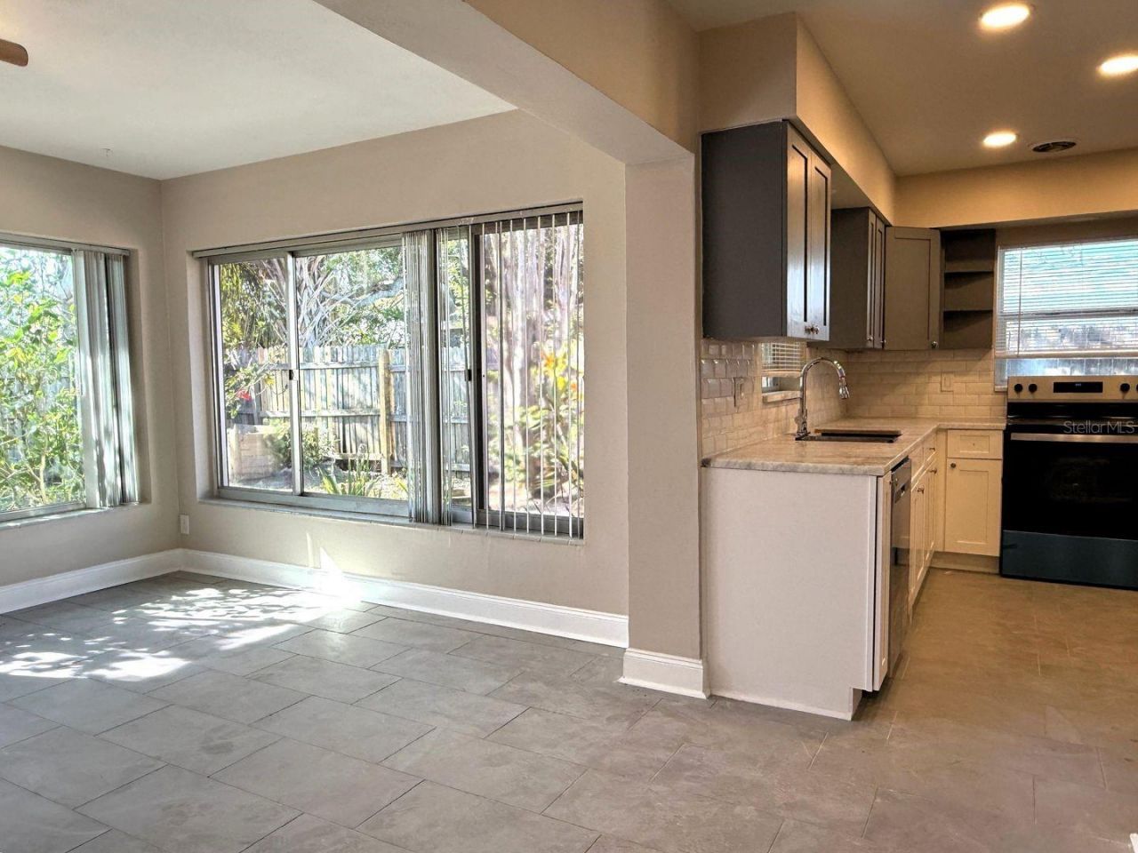 2489 Del Rio Way , Dunedin, FL 34698 Photo