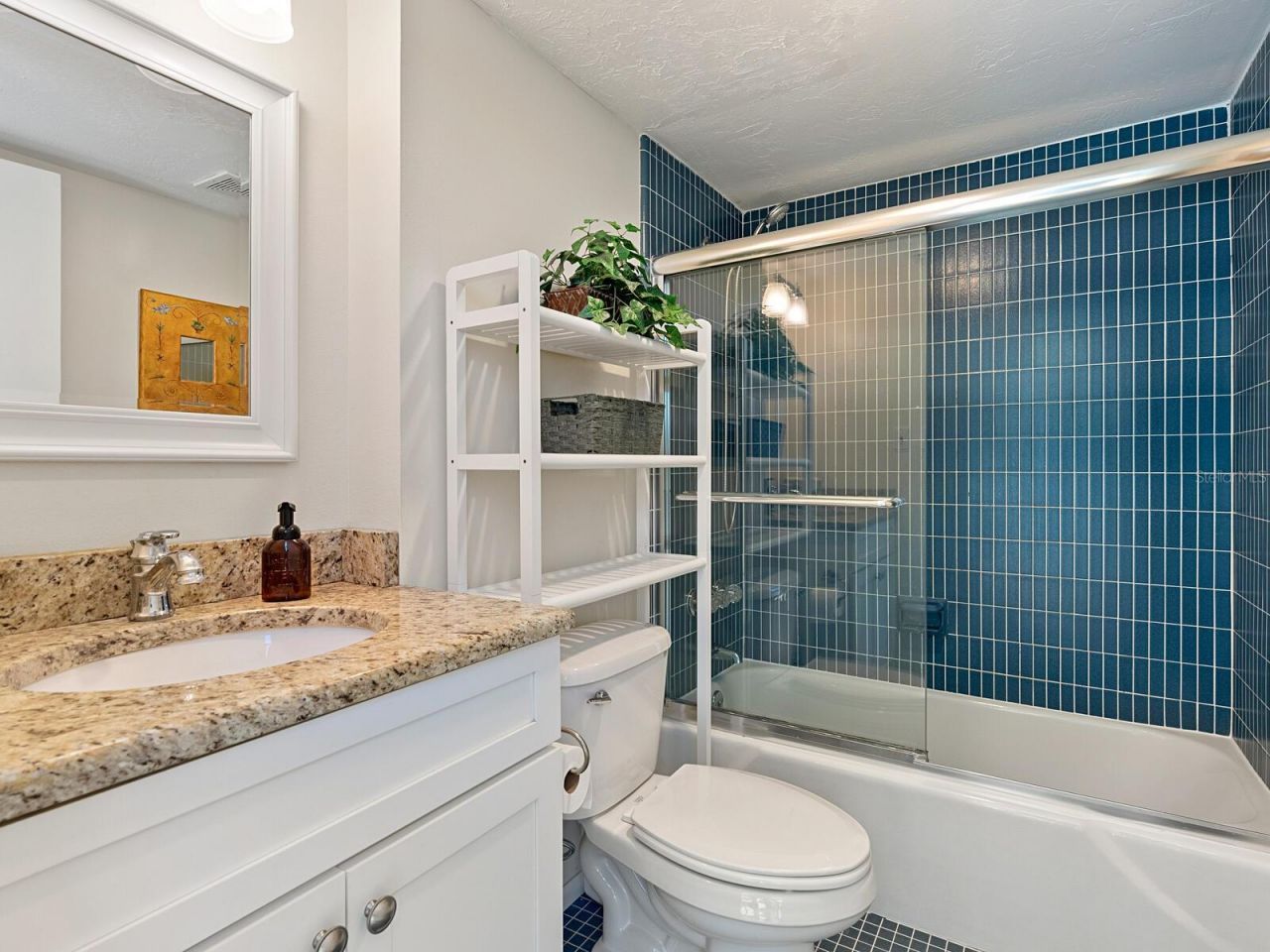 22 Sandy Cove Road, Unit APT 203, Sarasota, FL 34242 Photo