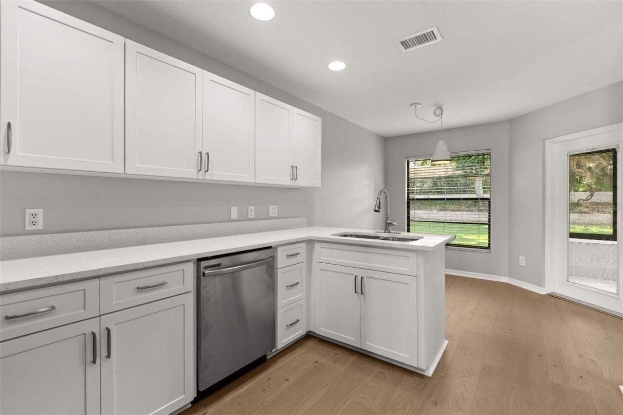 925 Red Dandy Drive, Orlando, FL 32818 Photo