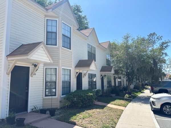 2302 MAKI ROAD , Unit 25, PLANT CITY, FL 33563