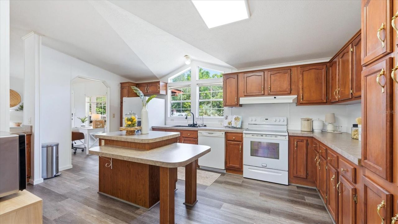 6125 Shirley Avenue, Gibsonton, FL 33534 Photo