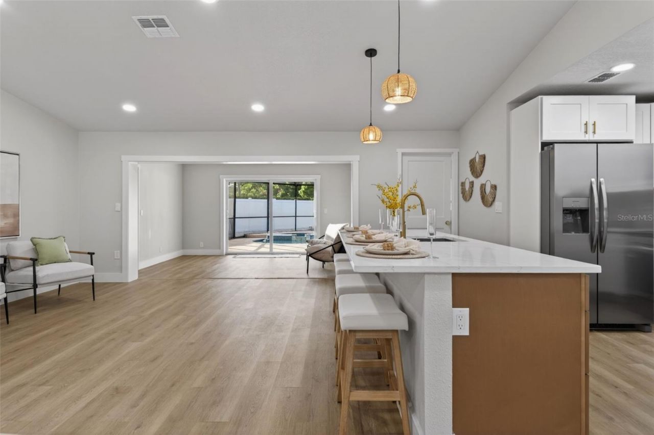 7833 Bristol Court, Saint Petersburg, FL 33709 Photo