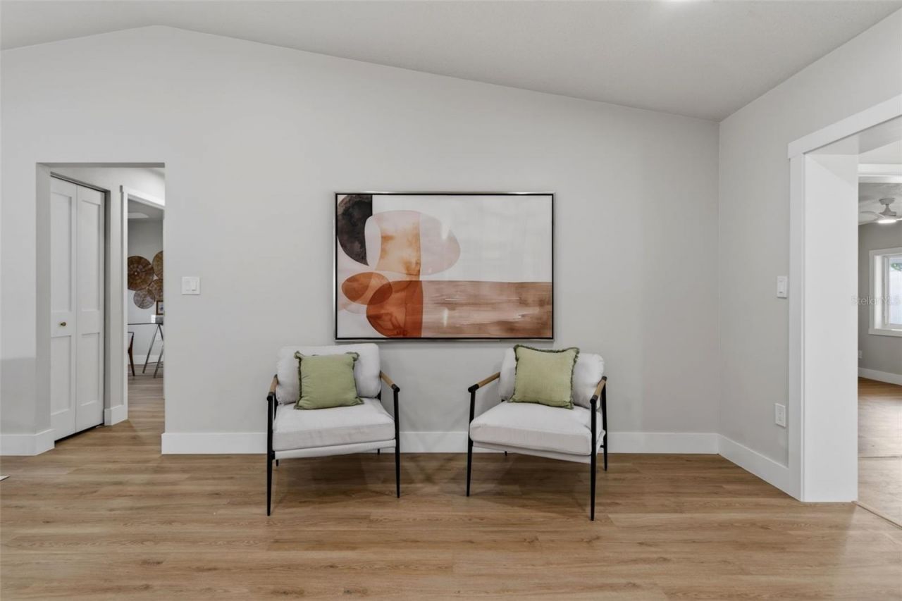 7833 Bristol Court, Saint Petersburg, FL 33709 Photo