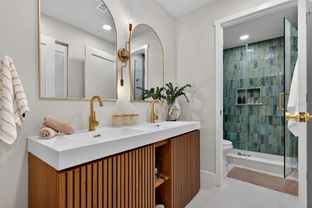7833 Bristol Court, Saint Petersburg, FL 33709 Photo