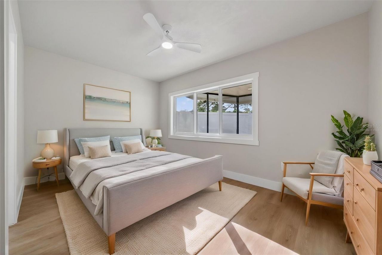 7833 Bristol Court, Saint Petersburg, FL 33709 Photo